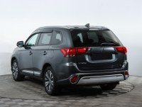 Mitsubishi Outlander Ultimate 2.4 CVT, 2019, 29 084 км превью 4