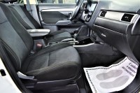 Mitsubishi Outlander Inform S02 2.0 CVT, 2017, 52 714 км превью 11