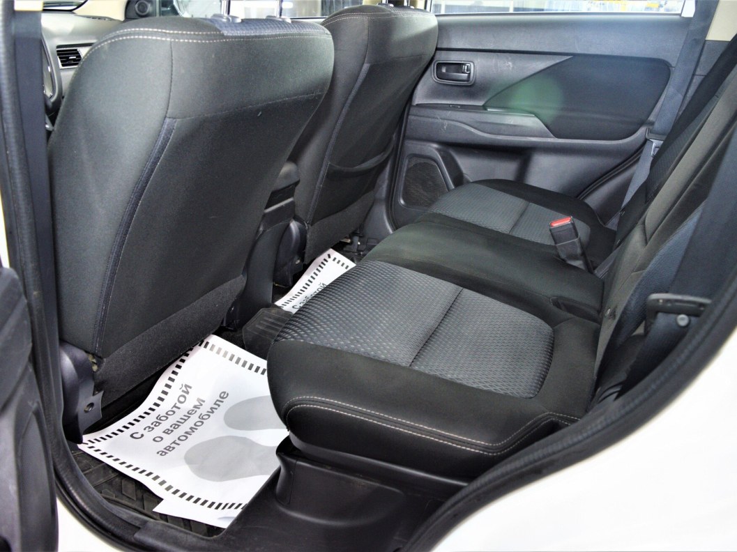 Mitsubishi Outlander Inform S02 2.0 CVT, 2017, 52 714 км фото 13