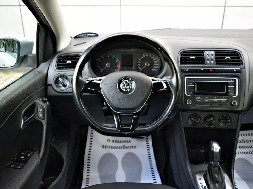 Volkswagen Polo Comfortline 1.6 АКПП, 2017, 43 075 км фото 18