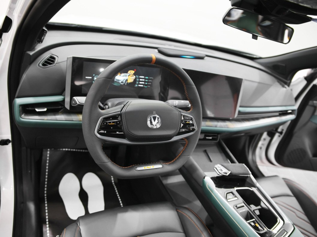 Changan UNI-T Exclusive DCT, 2023, 3 657 км фото 7