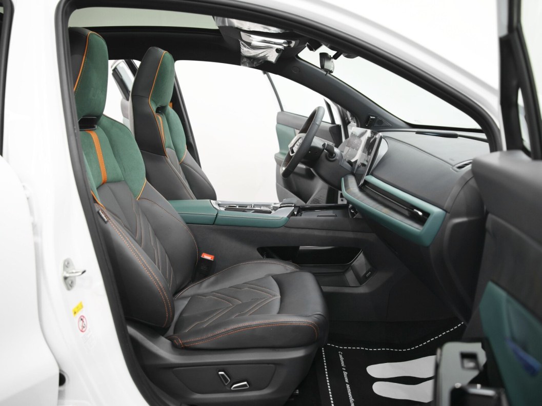 Changan UNI-T Exclusive DCT, 2023, 3 657 км фото 9