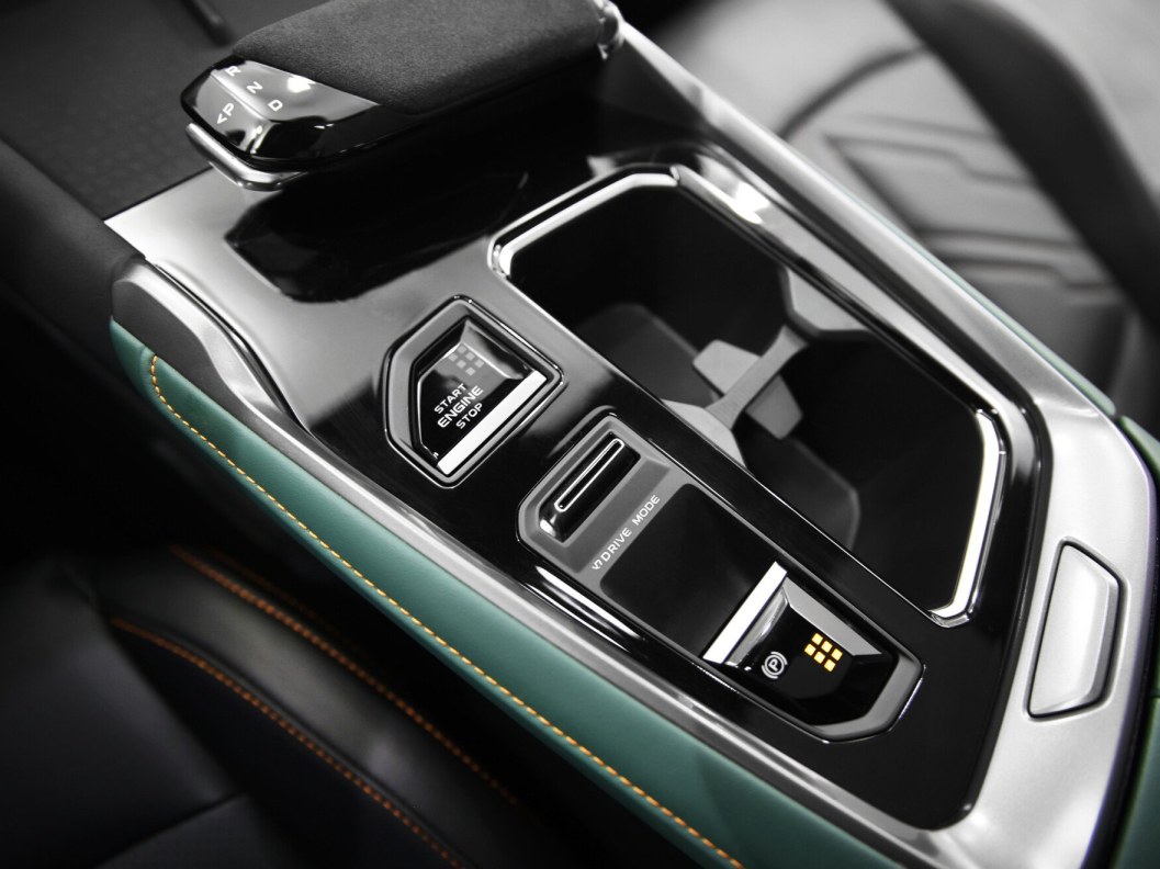 Changan UNI-T Exclusive DCT, 2023, 3 657 км фото 14