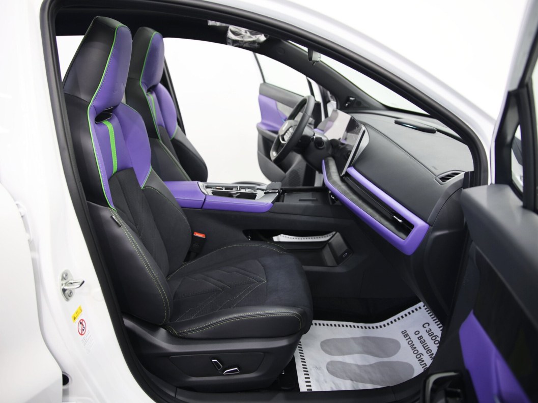 Changan UNI-T FWD DCT, 2023, 5 662 км фото 9