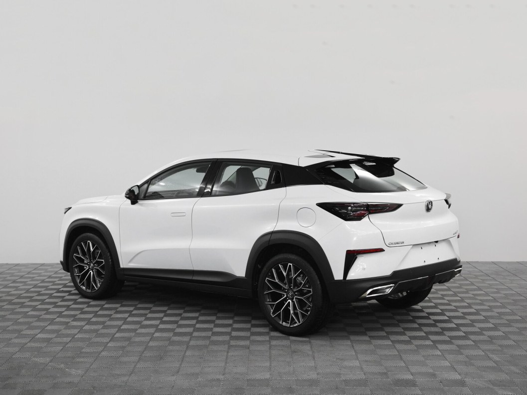 Changan UNI-T FWD DCT, 2022, 9 636 км фото 5